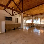 Espectacular Casa Frente Al Mar, Cartagena De Indias